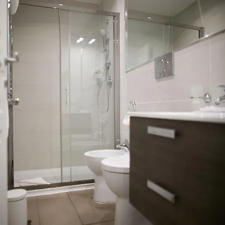 Charme & Chic Prestige Bed & Breakfast 4*
