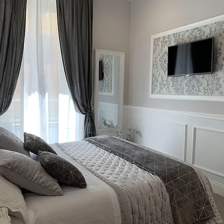 Charme & Chic Prestige Rome
