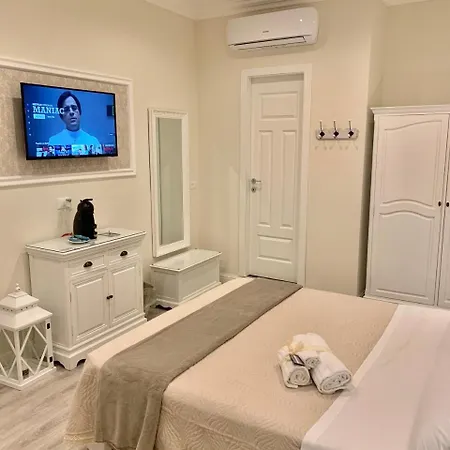 Alojamento de Acomodação e Pequeno-almoço Charme & Chic Prestige