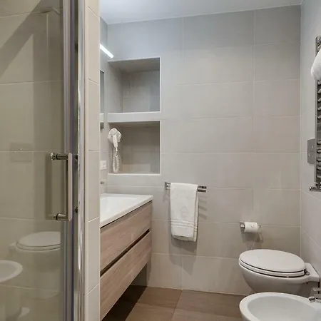 Charme & Chic Prestige Bed & Breakfast Rome