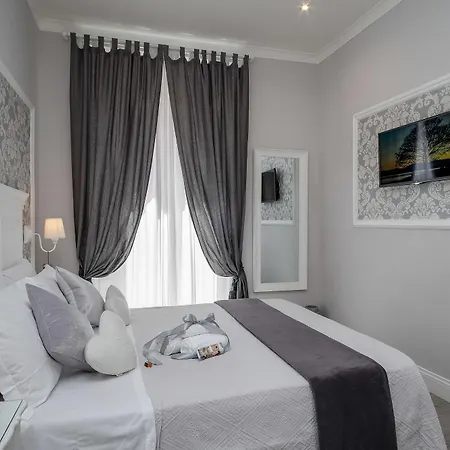 Charme & Chic Bed and breakfast