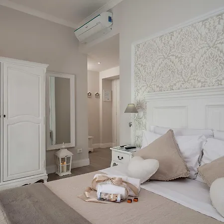 Bed and breakfast Charme & Chic 2*