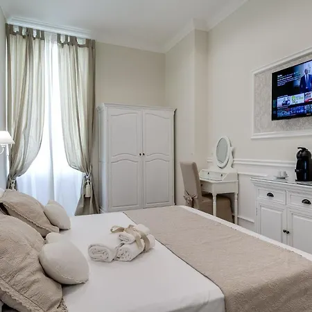 Charme & Chic Bed and breakfast 2*