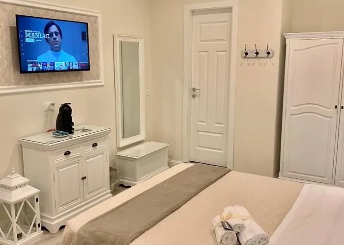 לינה וארוחת בוקר Charme & Chic Prestige