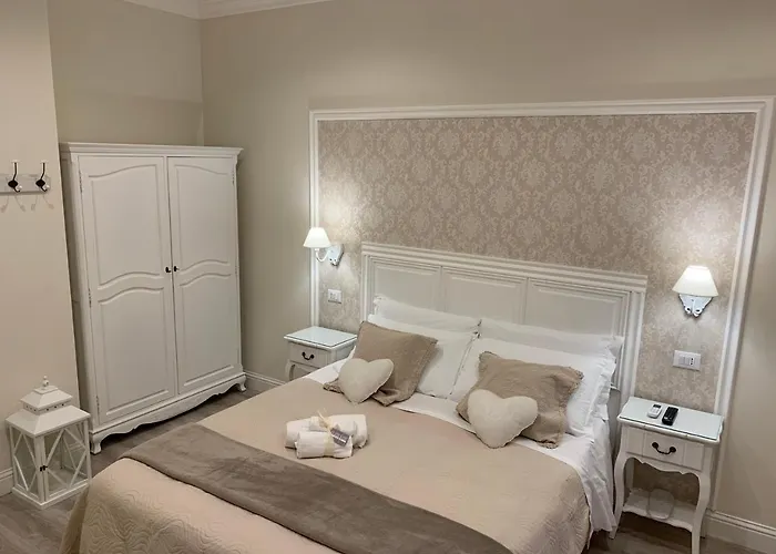 Charme & Chic Prestige Bed & Breakfast 4*