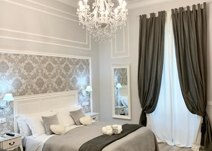 לינה וארוחת בוקר Charme & Chic Prestige 4*