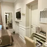 Charme & Chic Prestige فندق مبيت وإفطار روما