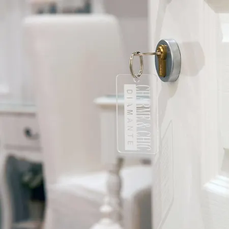 Charme & Chic Prestige