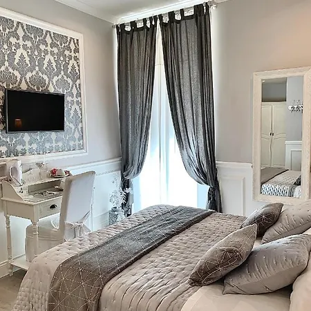 Charme & Chic Prestige Rome
