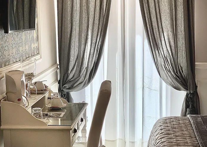 Charme & Chic Prestige Bed and breakfast 4*